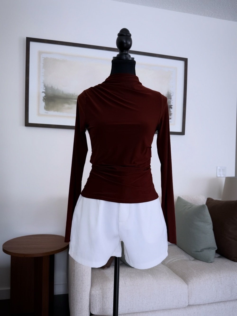 Mock Neck Long Sleeve Top in Deep Brown